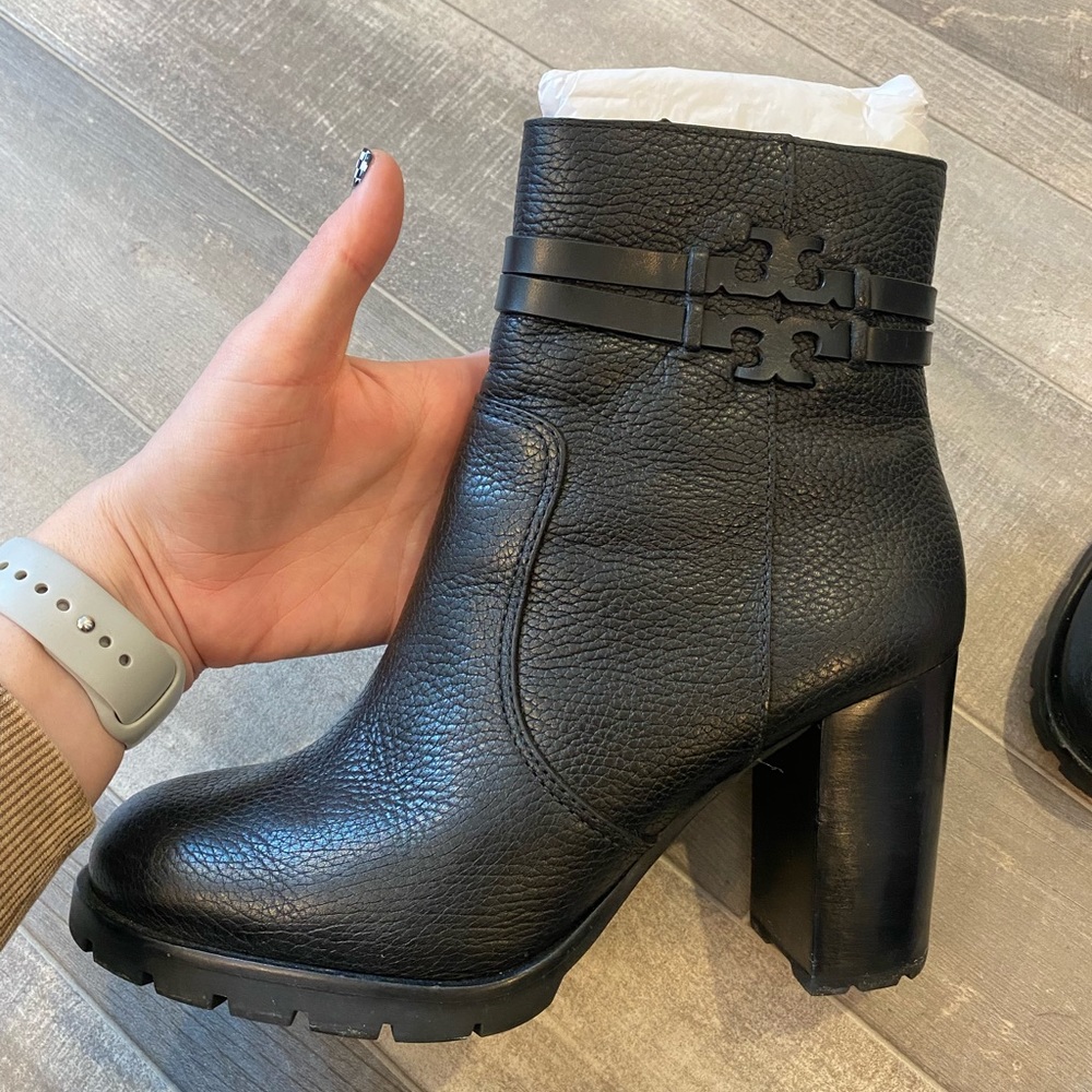 Tory Burch Heeled Black Boot - image 7